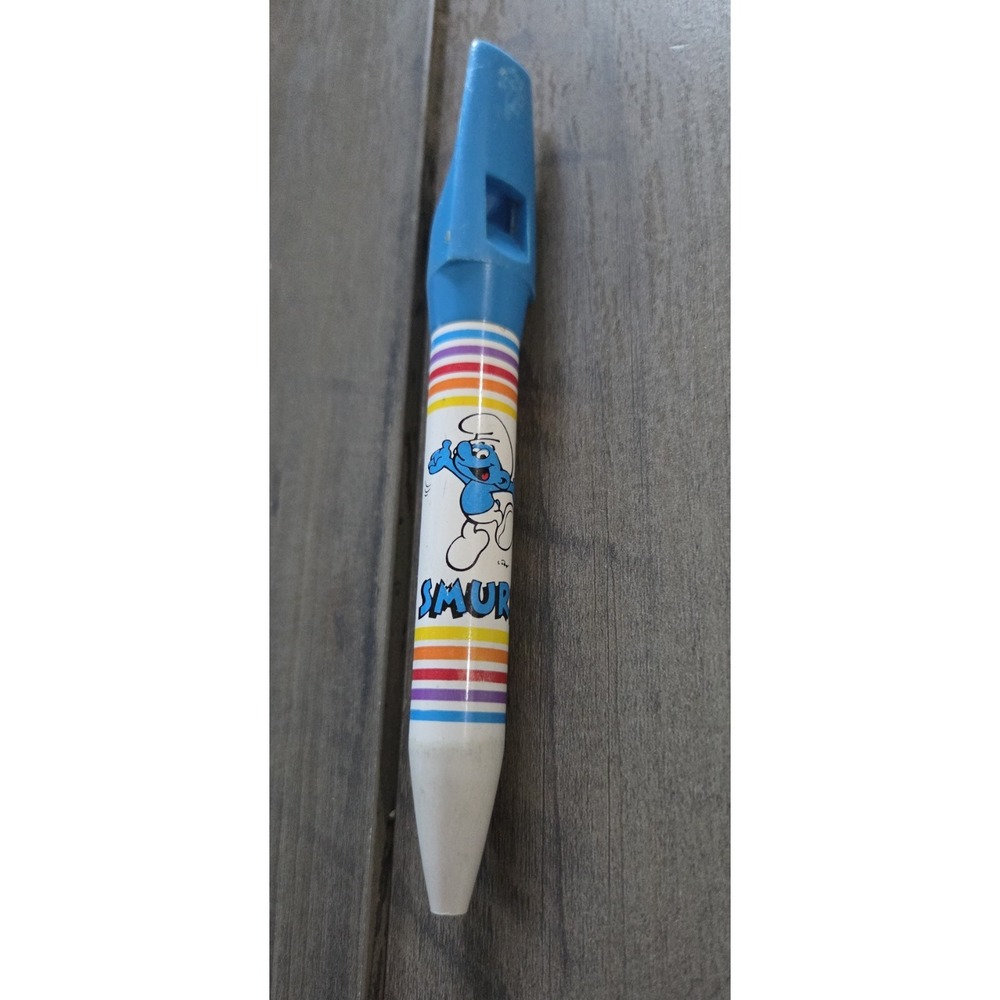 Rare Vintage 1983 Smurf Wallace Berrie Plastic Whistle Japan